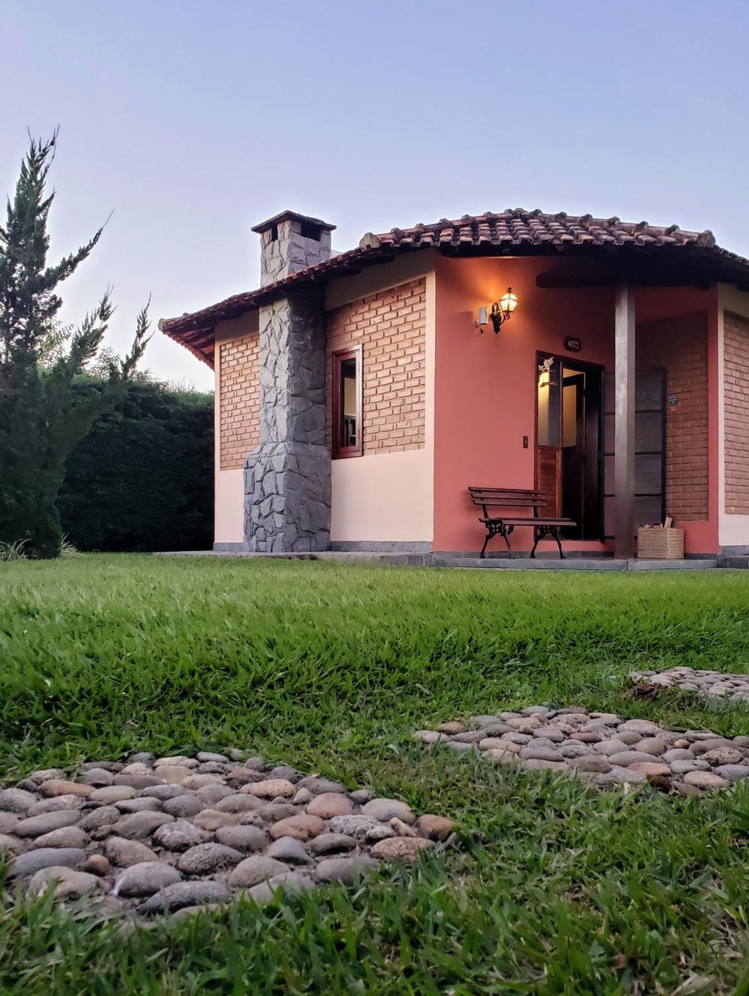 Pousada Vila Minas Itanhandu Exterior foto